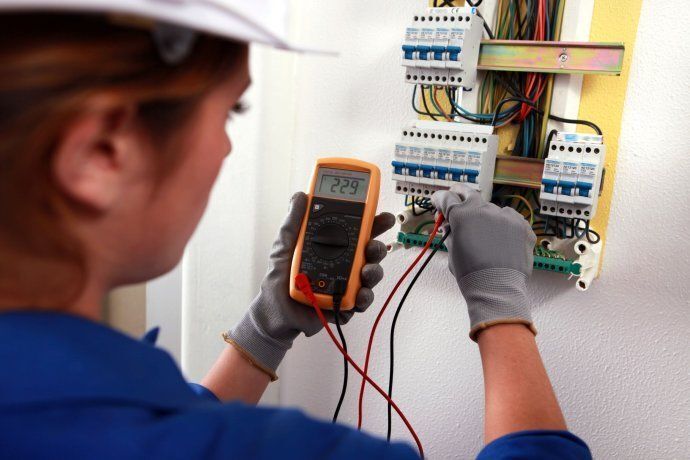 建筑電工要求