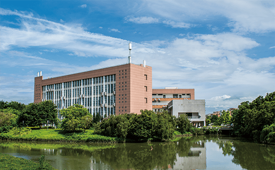 學校