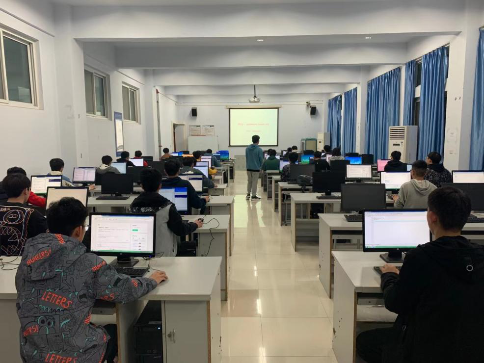 計算機編程學(xué)校(學(xué)python哪個機構(gòu)好)-圖1