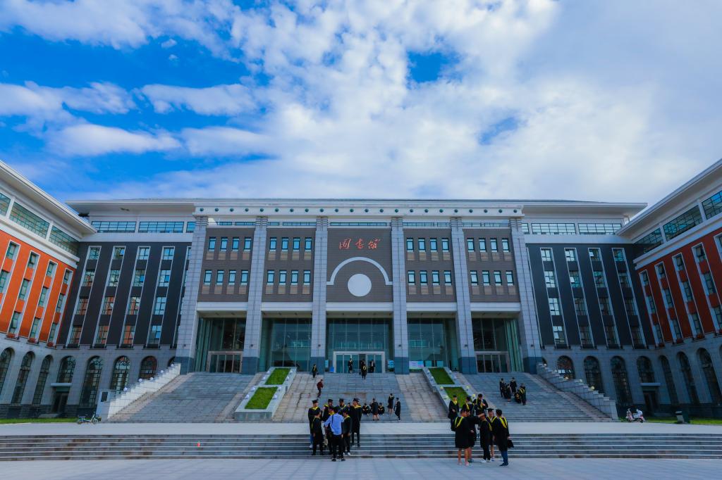河南建筑職業(yè)學(xué)院(河南建筑資質(zhì)辦理)-圖1