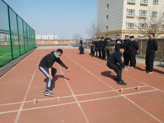 輔警體能測試考什么(面試常見問題及回答技巧)-圖1