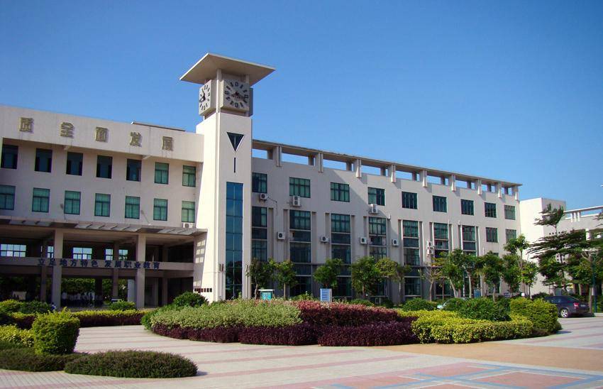 龍江職業技術學校-圖1