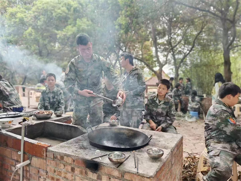 重慶渝中區(qū)叛逆、厭學(xué)不良少年管理學(xué)校：可免費參觀校區(qū)-圖3