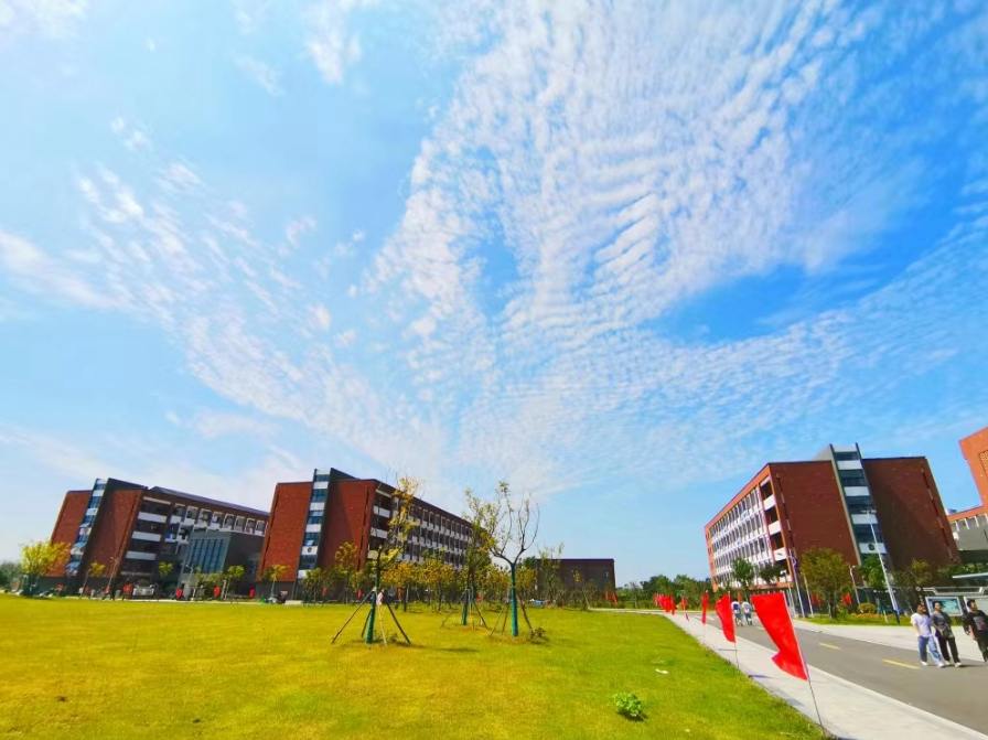 2025年安徽建工技師學院官方報考入口-圖2